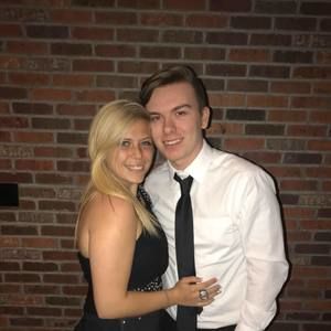 Meet your Posher, Mara